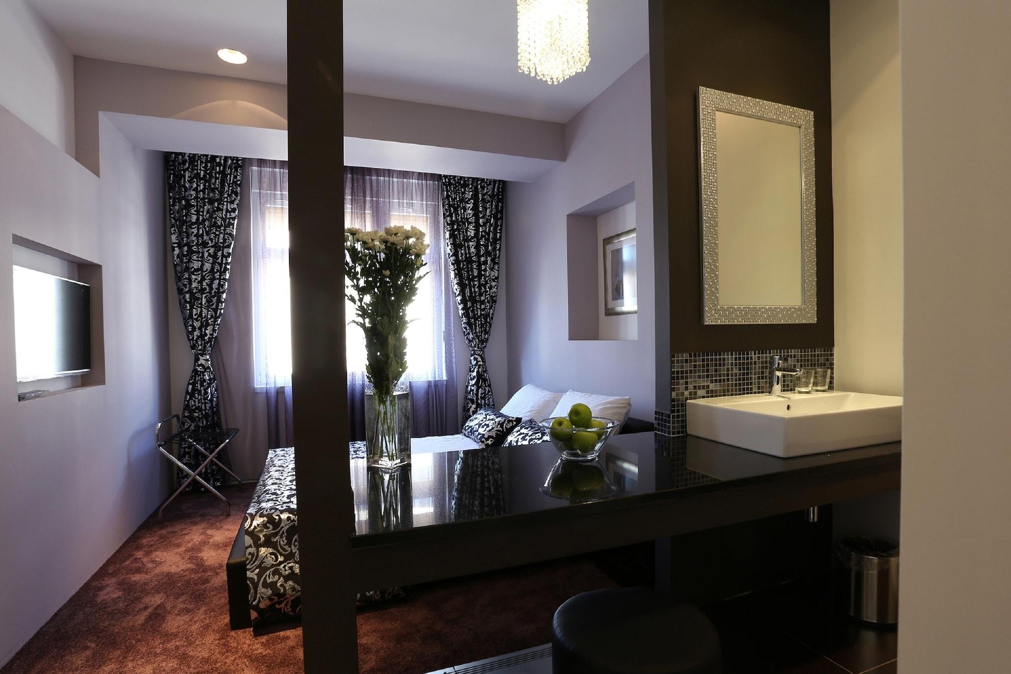 Starlight Luxury Rooms Split Exterior photo
